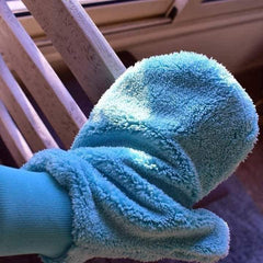 Sweeping Glove (قفاز التراب)