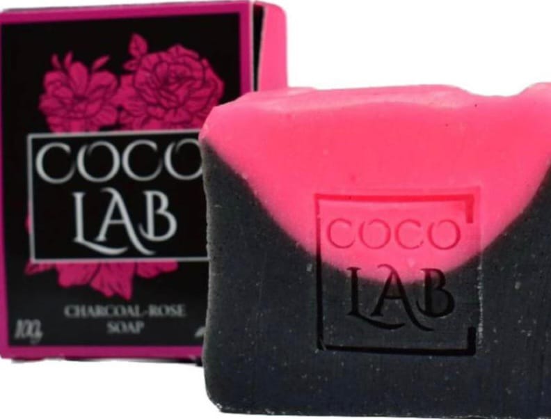 Charcoal & Rose Soap  ( صابونة الفحم & الورد الجديد ) 100gm