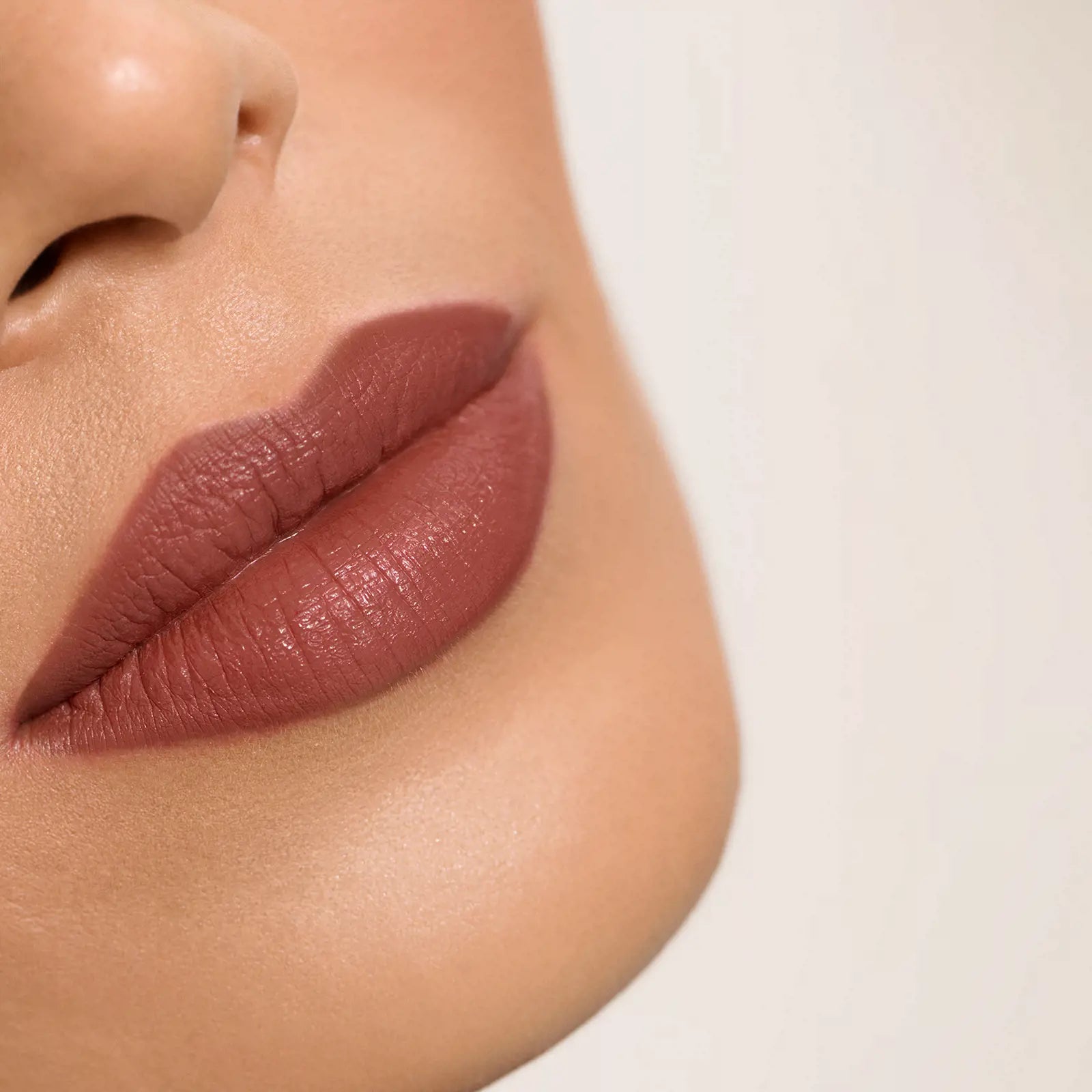 Giordani Gold Eternal Glow Lipstick SPF 25