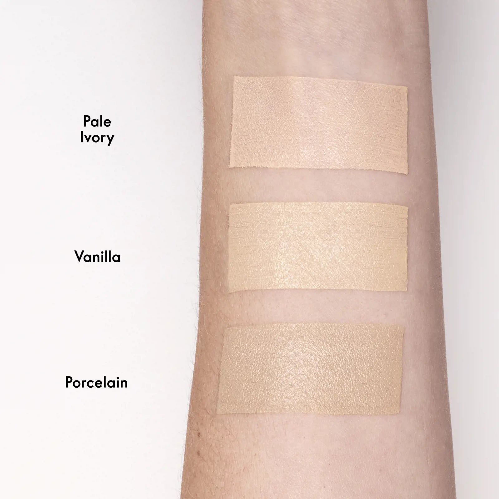 The ONE Everlasting Sync Stress-Free Foundation SPF 20 + UVA protection Natural