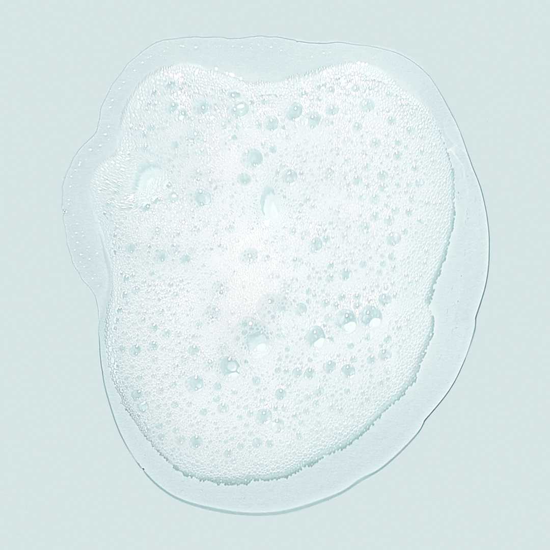 LOVE NATURE Refreshing Shower Gel with Organic Coconut Water & Melon 500 Ml