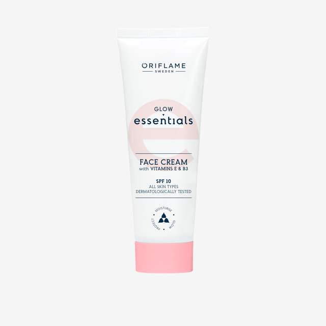 Glow Essentials Face Cream with Vitamins E & B3 SPF 10 50 ML