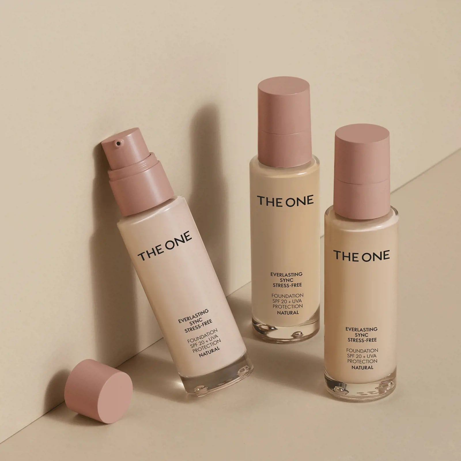 The ONE Everlasting Sync Stress-Free Foundation SPF 20 + UVA protection Natural
