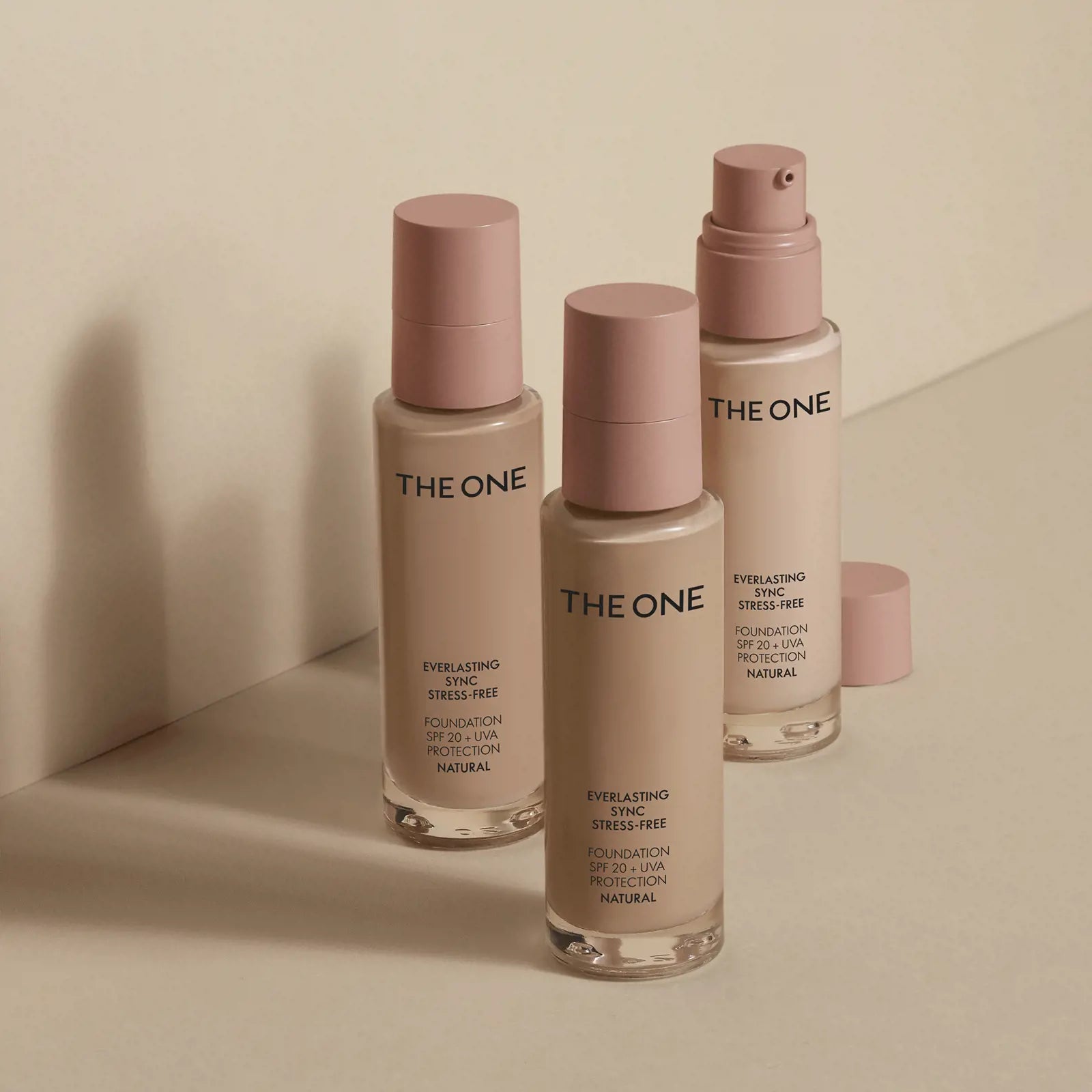 The ONE Everlasting Sync Stress-Free Foundation SPF 20 + UVA protection Natural